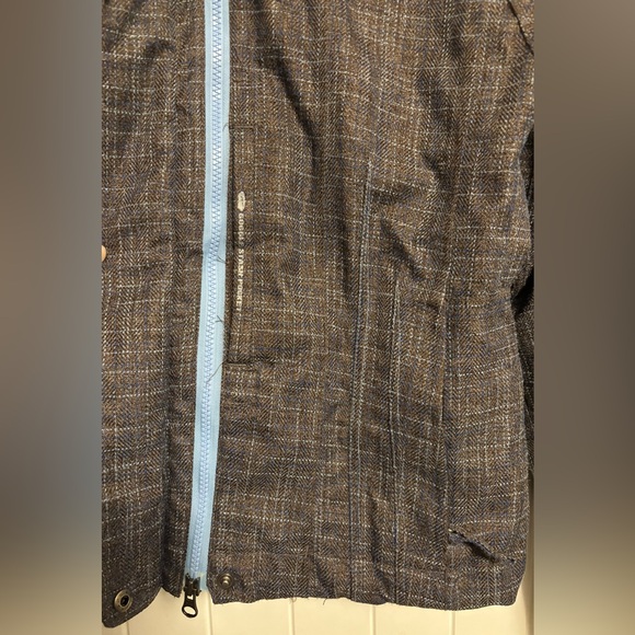 686 Women’s Snowboard Jacket – XS – Excellent Condition - Picture 4 of 17